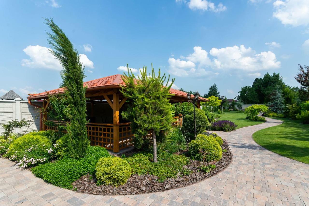 Villa Ephelia Dunajska Streda Luaran gambar